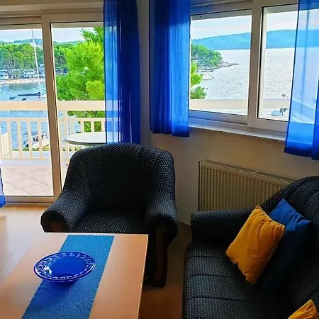 In With Sea View, Balcony, Air Conditioning, Wi-fi Apartment