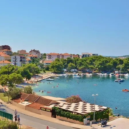 In With Sea View, Balcony, Air Conditioning, Wi-fi Apartment