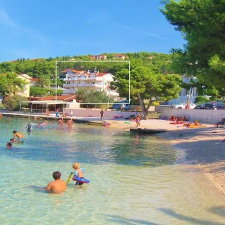 In With Sea View, Balcony, Air Conditioning, Wi-fi Apartment Trogir