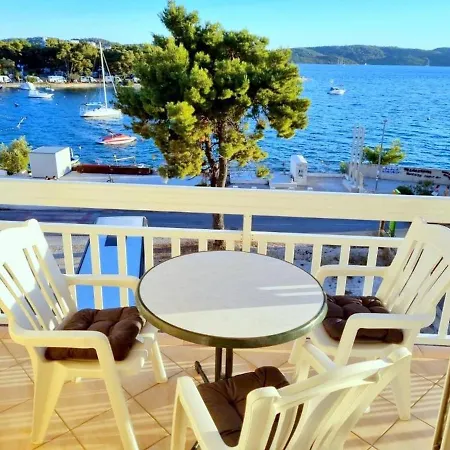 In With Sea View, Balcony, Air Conditioning, Wi-fi Apartment *
